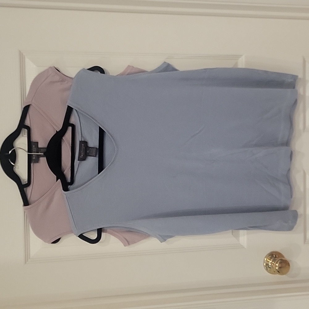 Van Huesun 2 Women's Tops (Size XL)